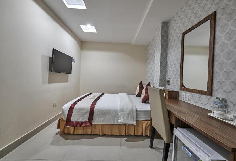 اتاق استاندارد, Kim Khoi