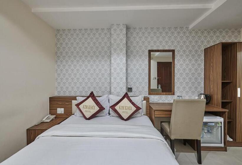 اتاق استاندارد, Kim Khoi