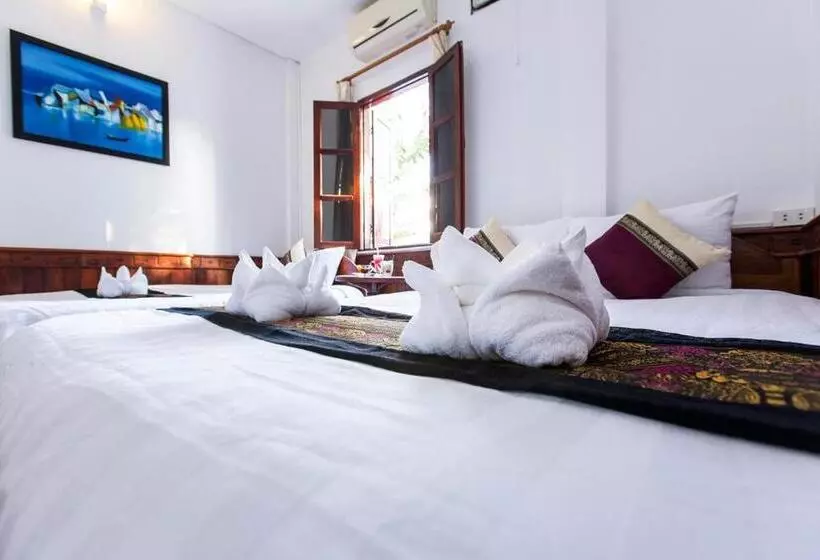 اتاق سوپریور سه تخته, Moon S House Luangprabang