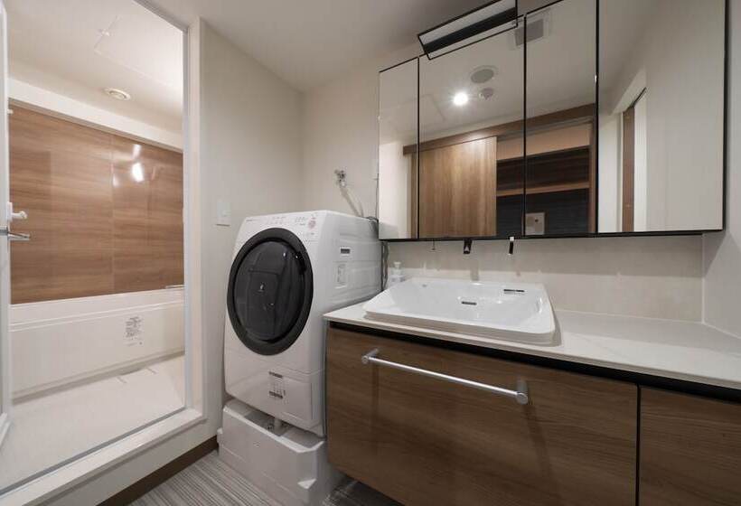 스탠다드 트리플 룸, Nagoya B S