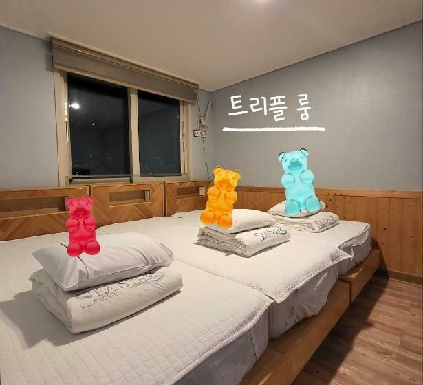 Quarto Triplo Estandar, Sea Star Hostel Yeosu
