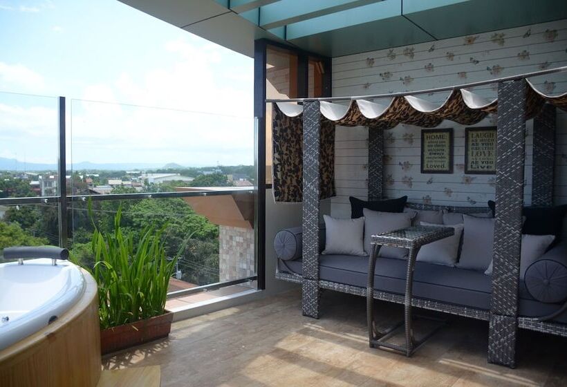 سوئیت پرزیدنت, Sweet Home Boutique