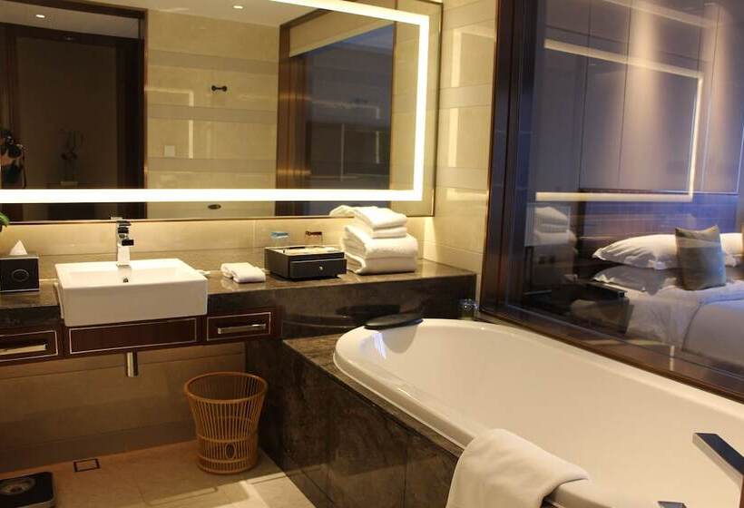 이그제큐티브 스위트, Golden Eagle Summit Hotel Yancheng