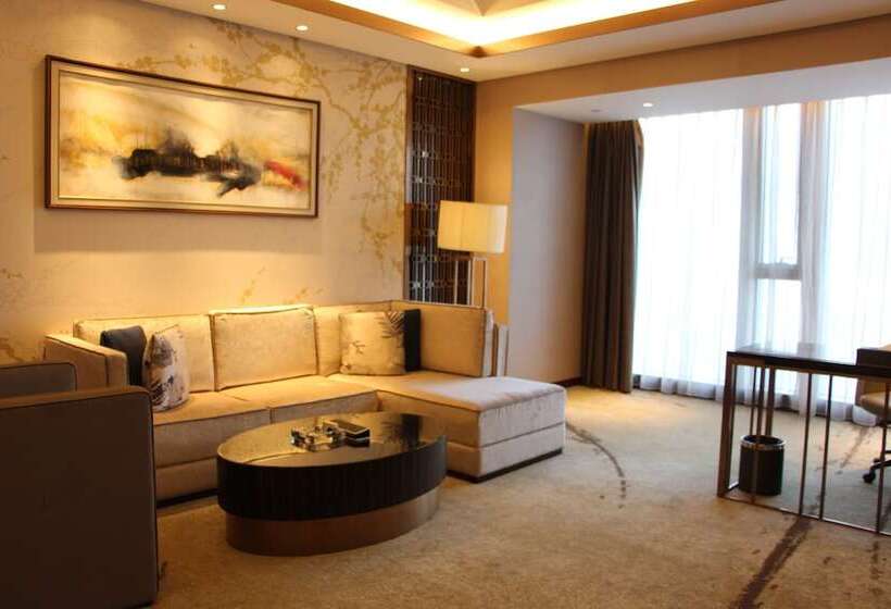 سوییت اجرایی, Golden Eagle Summit Hotel Yancheng