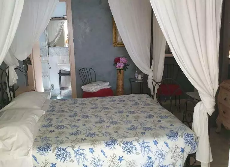 スタンダードルーム, Casale Grandangolo
