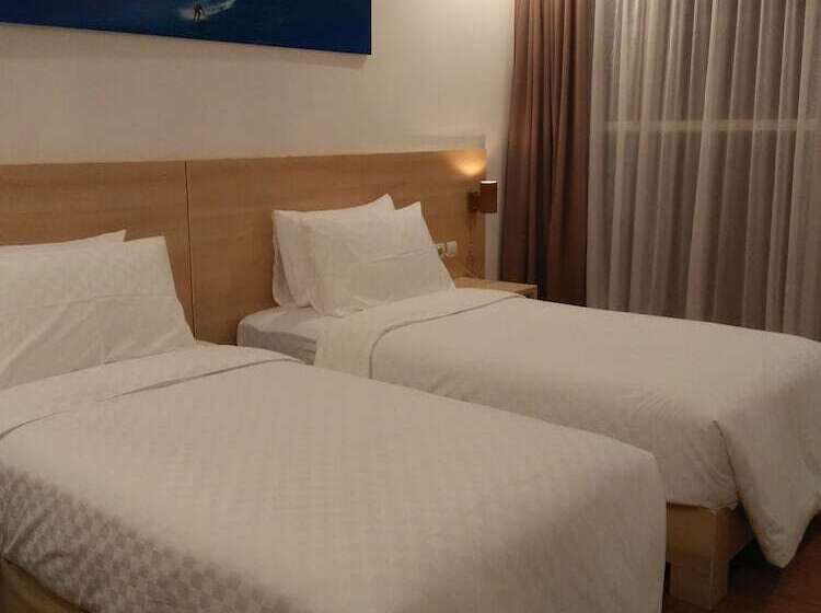 标准间带游泳池, Villa Phyphy