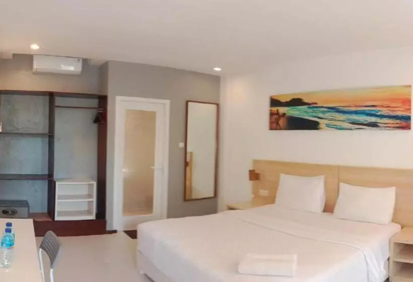 ویلای یک اتاق خوابه با استخر شنا, Villa Phyphy