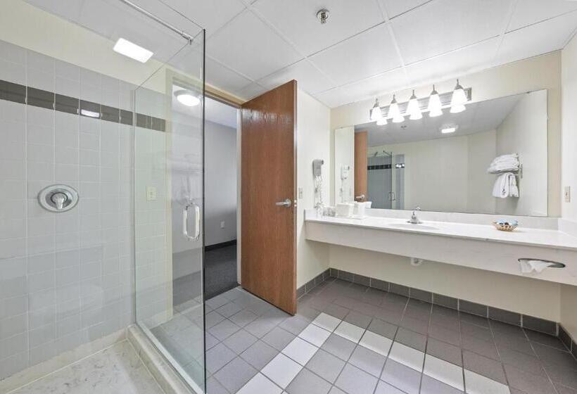 Номер Стандарт, Bayshore Resort At Put In Bay