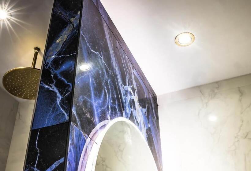 اتاق لوکس, Marmur Luxury Room