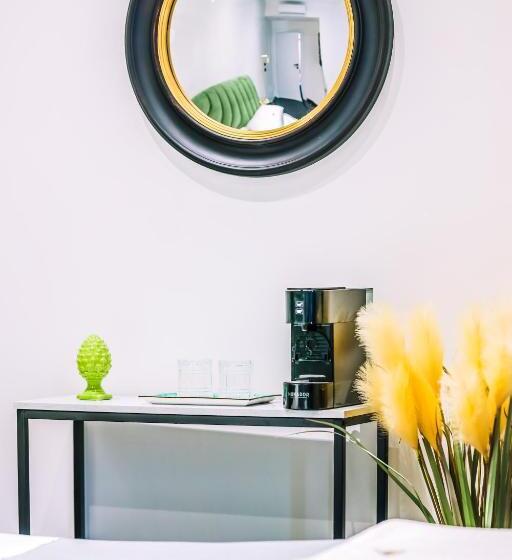 اتاق استاندارد با تخت بزرگ, Marmur Luxury Room