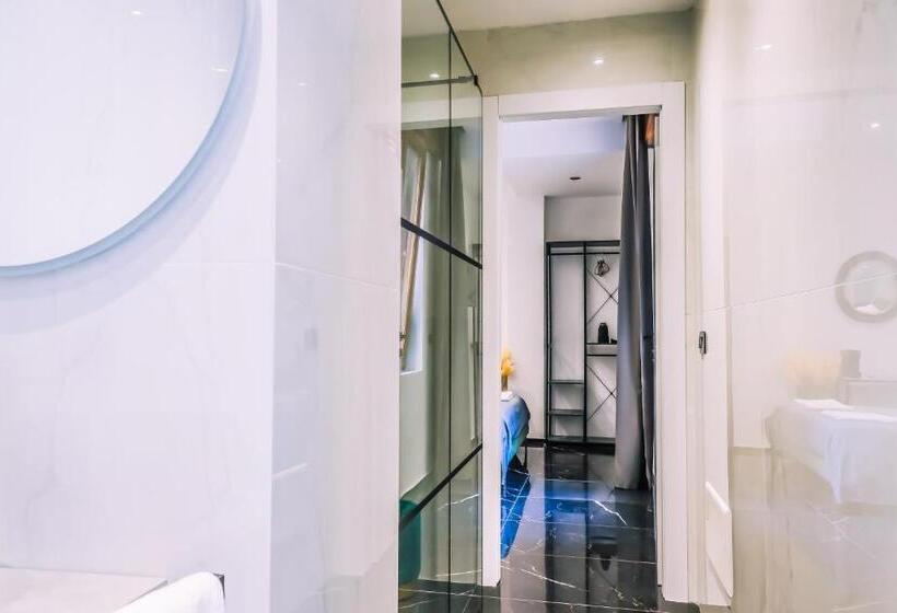 اتاق استاندارد با تخت بزرگ, Marmur Luxury Room