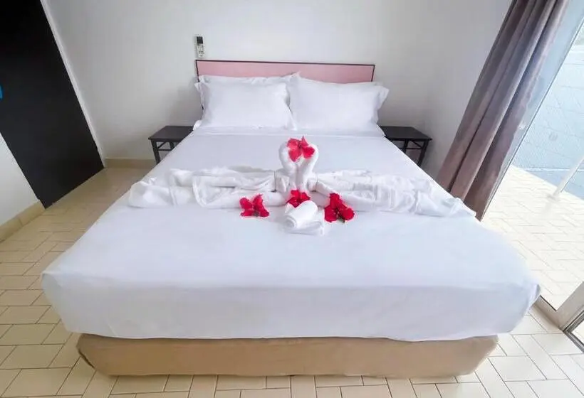 سوئیت 2 خوابه, Coconut Palms Resort & Diamond Casino