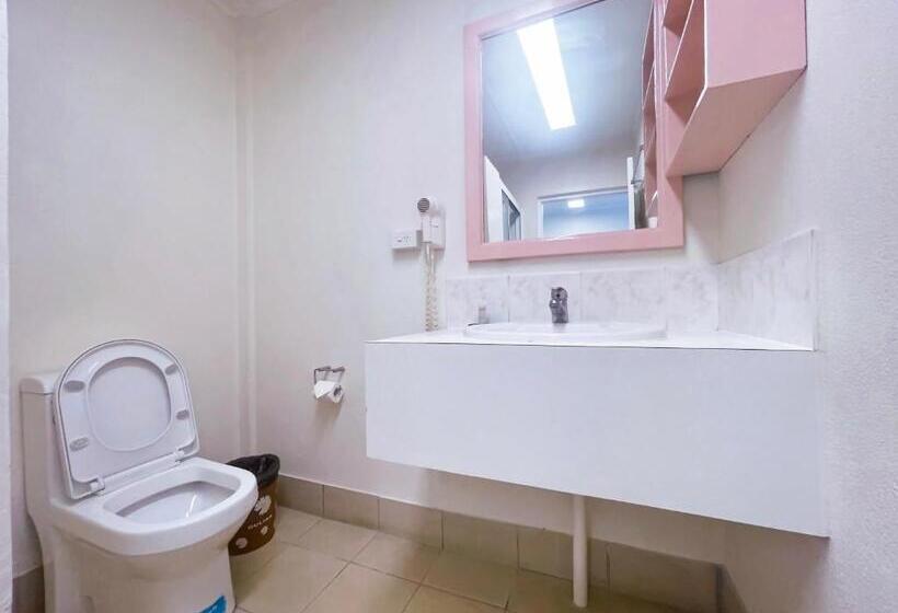 سوییت با چشمانداز باغ, Coconut Palms Resort & Diamond Casino