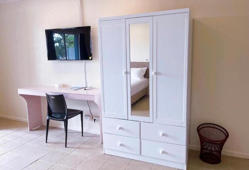 سوییت با چشمانداز باغ, Coconut Palms Resort & Diamond Casino