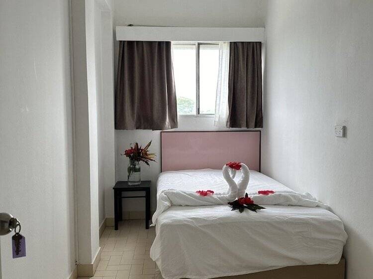 اتاق استاندارد یک نفره, Coconut Palms Resort & Diamond Casino