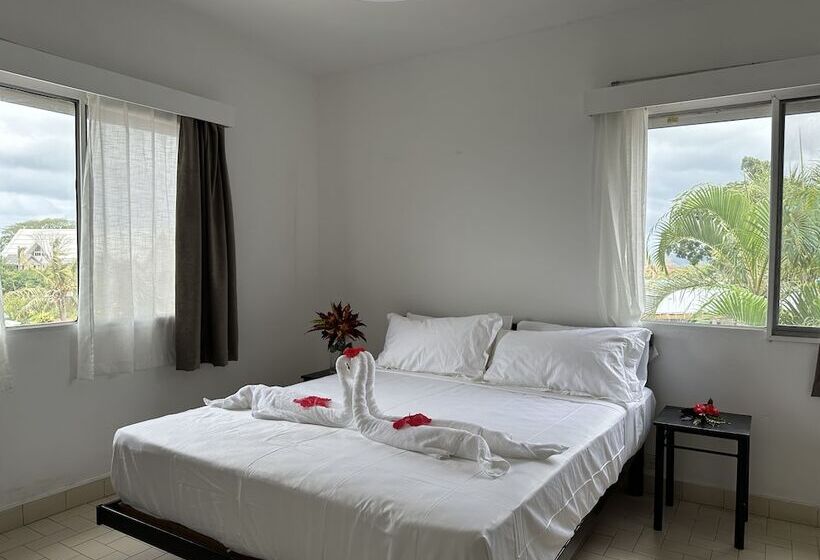 اتاق لوکس, Coconut Palms Resort & Diamond Casino