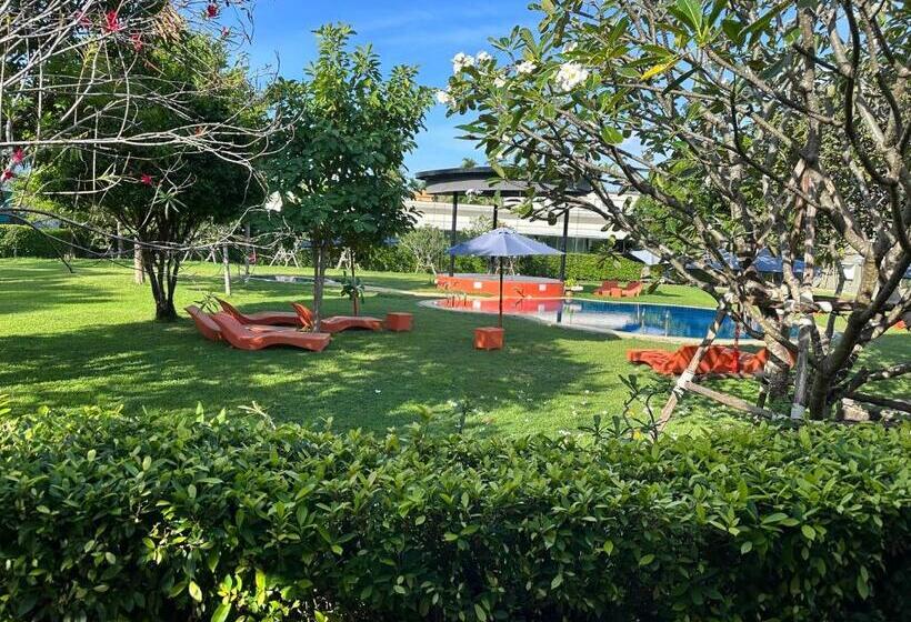 1 Bedroom Villa Garden View, Kata Forte Resort