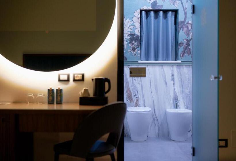 带大床的标准间, Lo Stemma Luxury Boutique