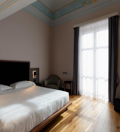 小型套房带阳台, Lo Stemma Luxury Boutique