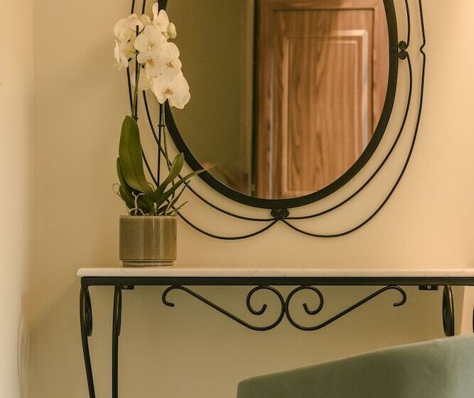 חדר דלוקס צדדי נוף לים, Paramithenio Village Beach Resort & Spa