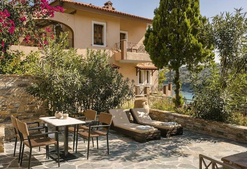 סוויטת פרמיום עם נוף לים, Paramithenio Village Beach Resort & Spa