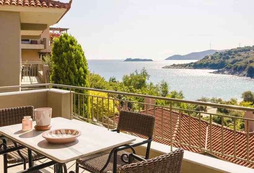 Deluxe Suite Sea View, Paramithenio Village Beach Resort & Spa