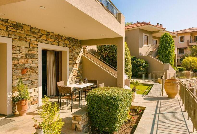 סוויטת דלוקס נוף לים, Paramithenio Village Beach Resort & Spa