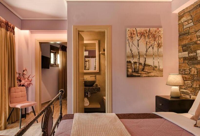 חדר דלוקס לשלושה, Paramithenio Village Beach Resort & Spa