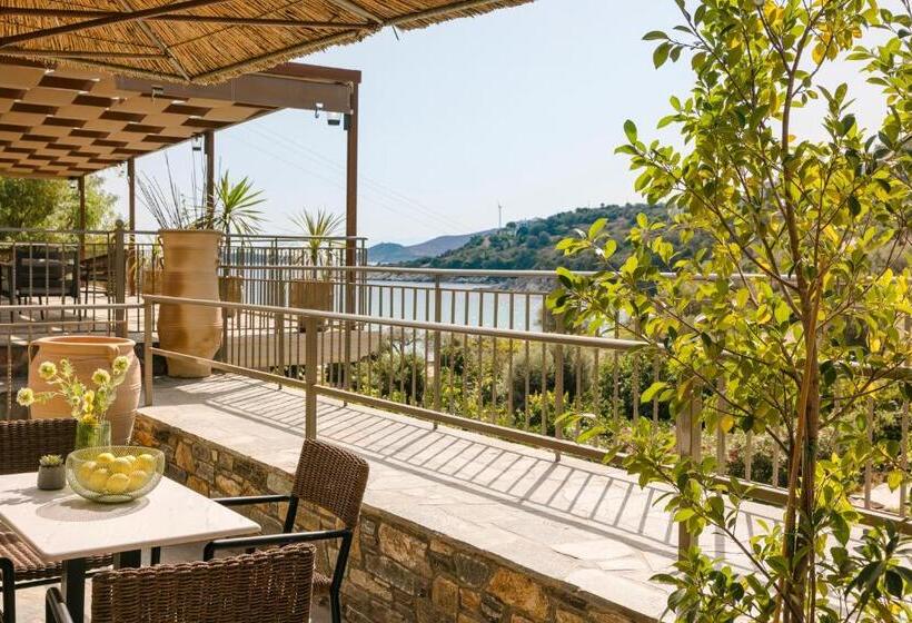 סוויטת סופריור, Paramithenio Village Beach Resort & Spa