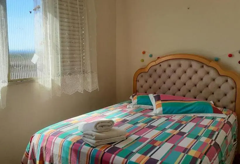 バス共有のスタンダードルーム, Atalho Guest House