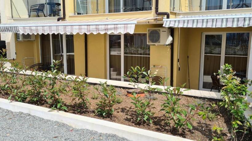 Economy Zimmer, семеен хотел сирена