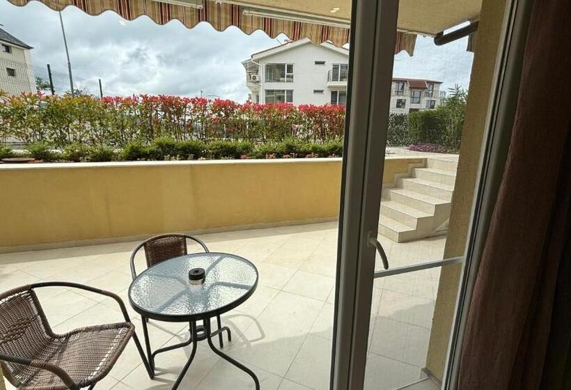 Economy Zimmer, семеен хотел сирена