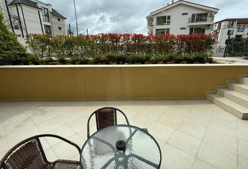 Economy Zimmer, семеен хотел сирена