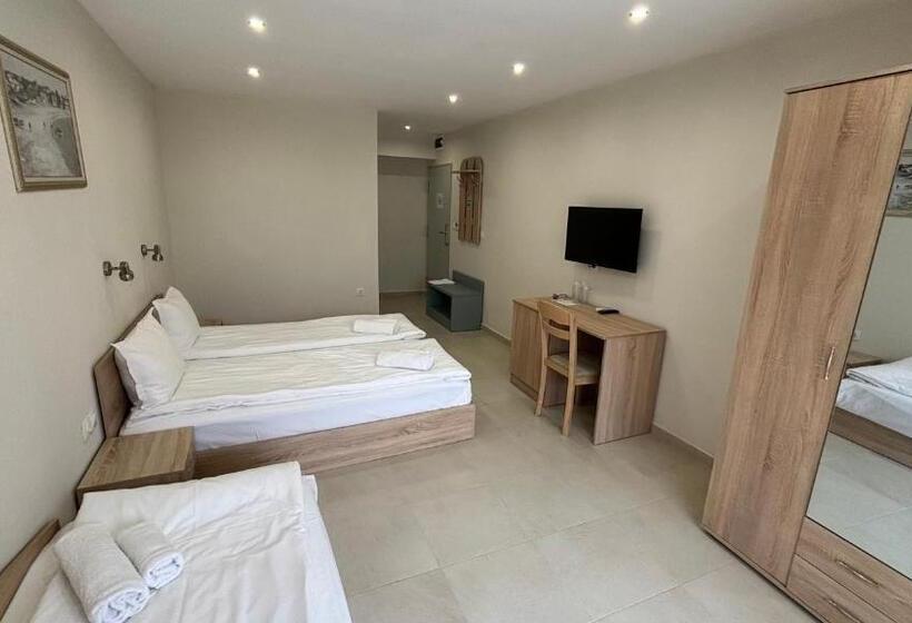 3 Bett Economy Zimmer, семеен хотел сирена