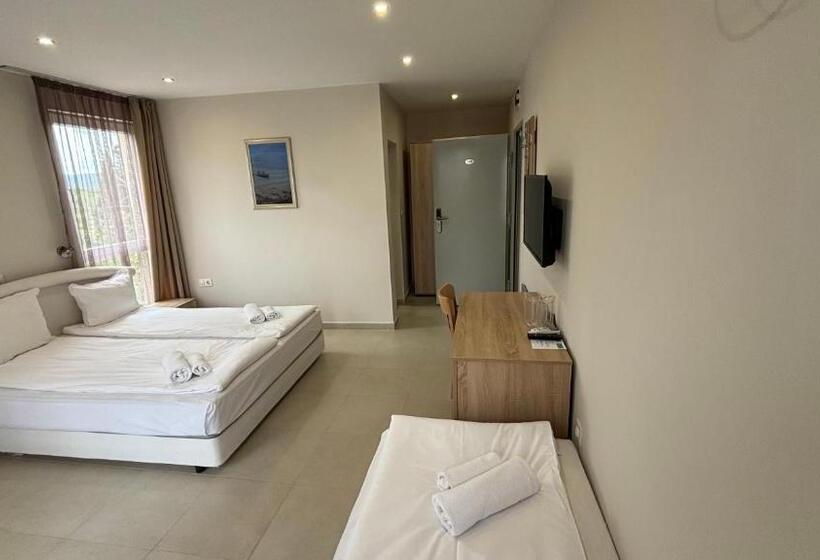 3-Bett-Standardzimmer, семеен хотел сирена