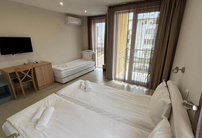 3-Bett-Standardzimmer, семеен хотел сирена