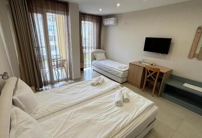 3-Bett-Standardzimmer, семеен хотел сирена