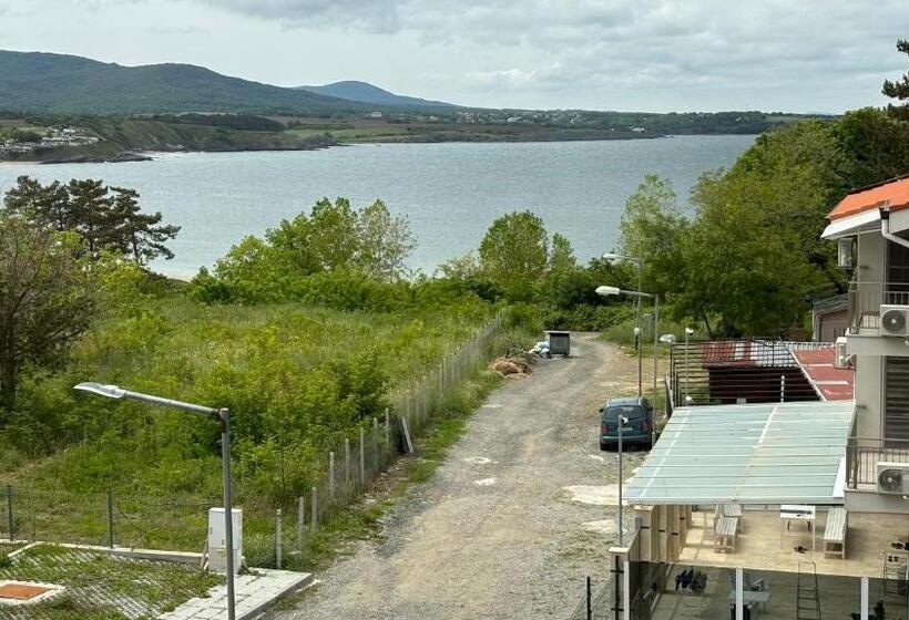 Deluxe 3-Bettzimmer mit Meerblick, семеен хотел сирена