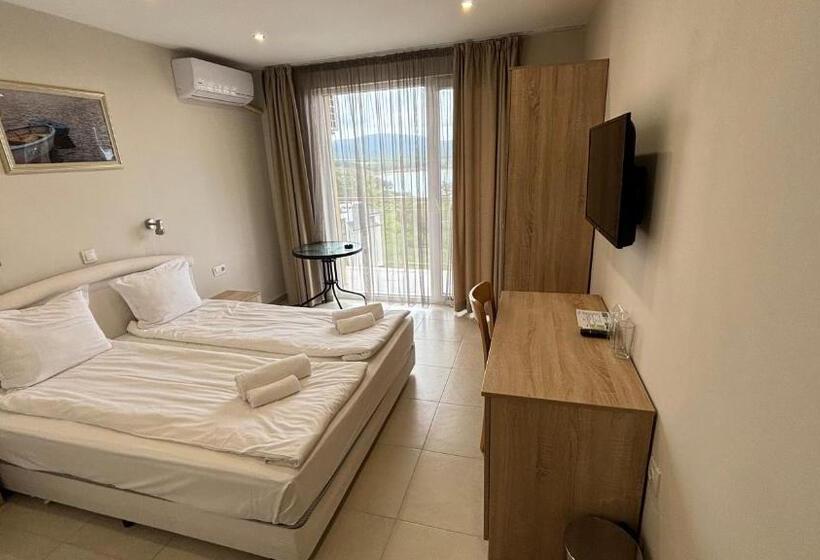 Deluxe Zimmer mit Meerblick, семеен хотел сирена