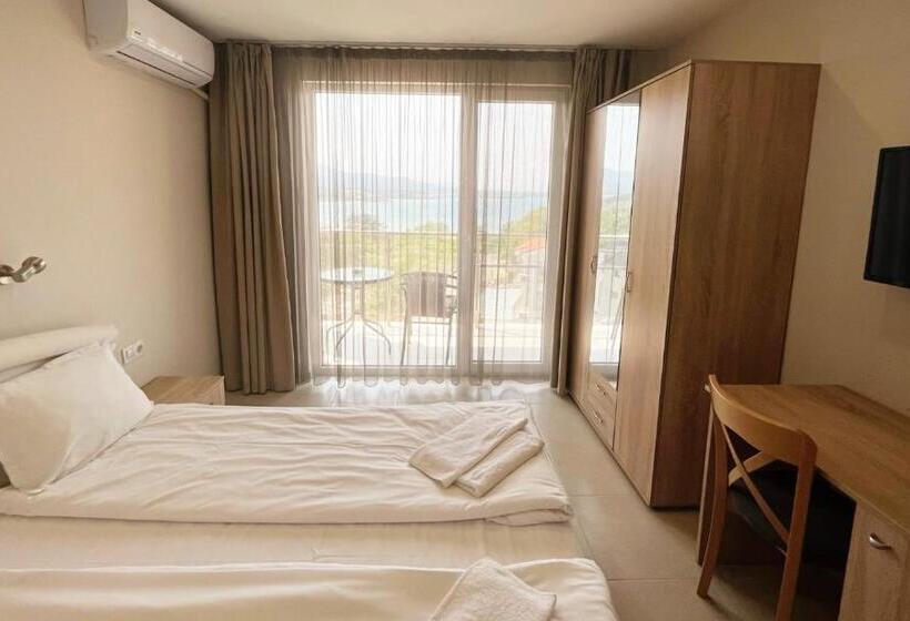 1 Schlafzimmer Apartment Meerblick, семеен хотел сирена