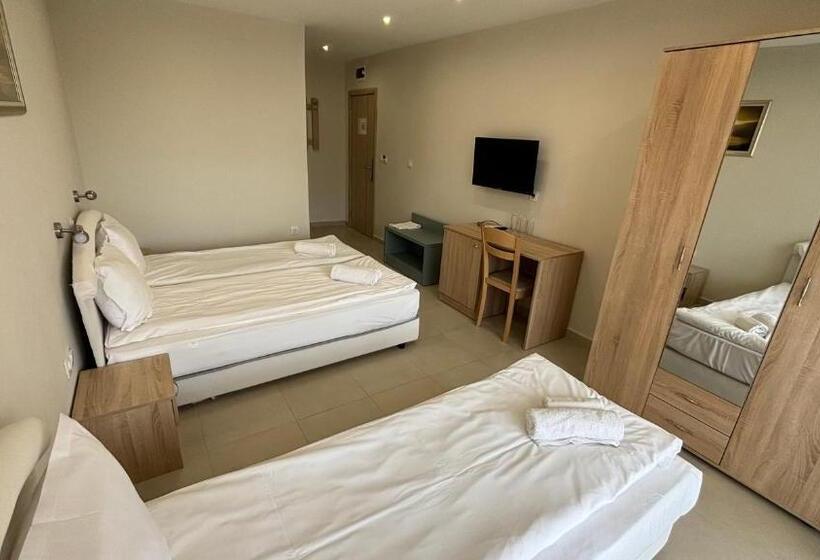 3 Bett Deluxe Zimmer, семеен хотел сирена