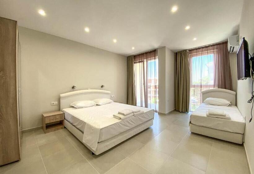 3-Bett-Standardzimmer, семеен хотел сирена