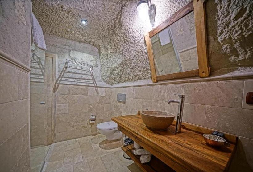 اتاق استاندارد, Naraca Cave House