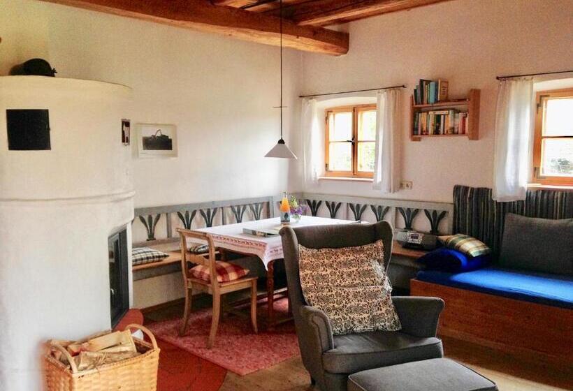 テラス付き１ベッドルームアパートメント, Ponzaunerhof