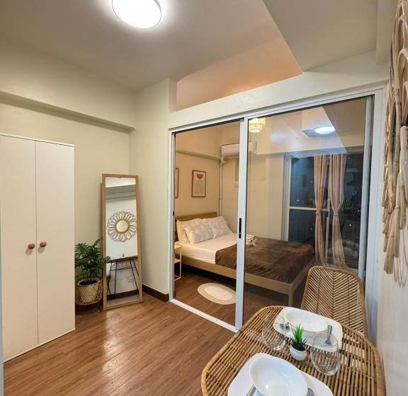 Апартаменты 1 Спальня, Prisma Residences By La Casa Staycation
