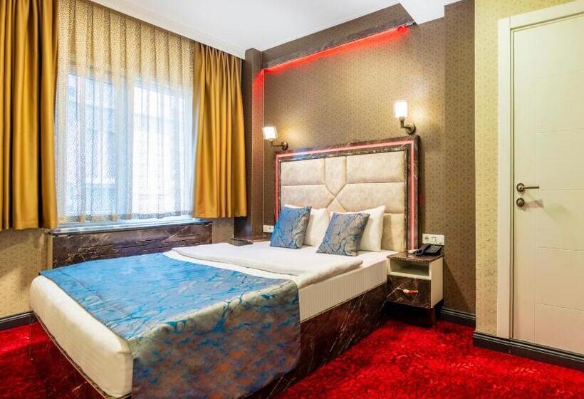 جناح سوبيريور, Sisli Form