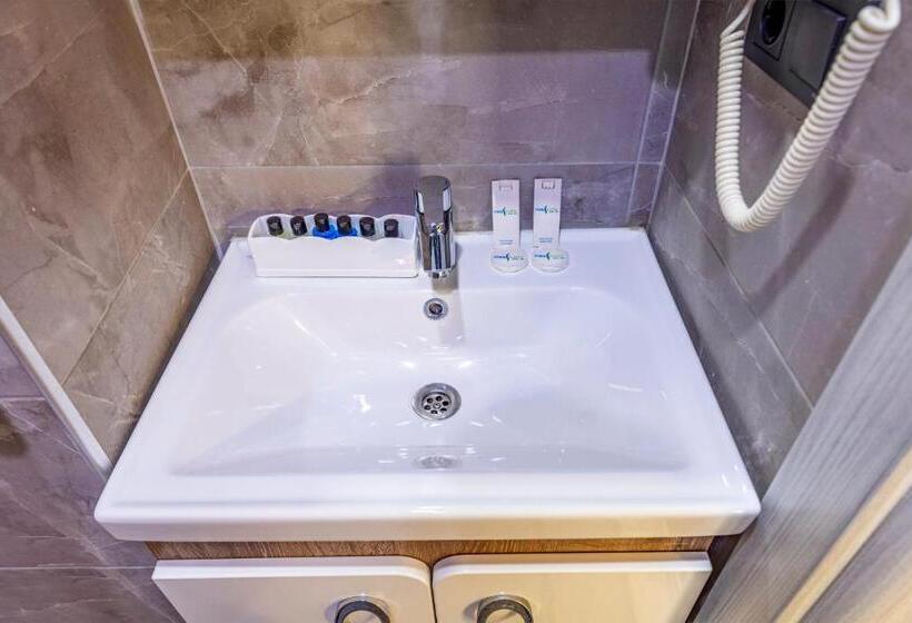 غرفة قياسية سرير كينج, Sisli Form