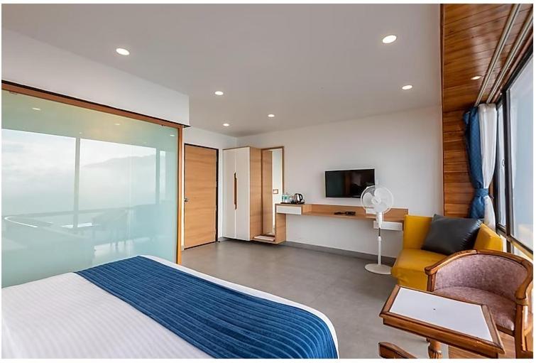 סוויטה נשיאותית, Mv Acosta By Lawrence Hotels