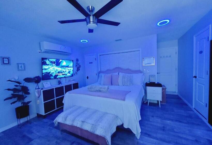 디럭스 룸, Modern Dream Rooms Suits   Private, Parking, Wi Fi, Netflix