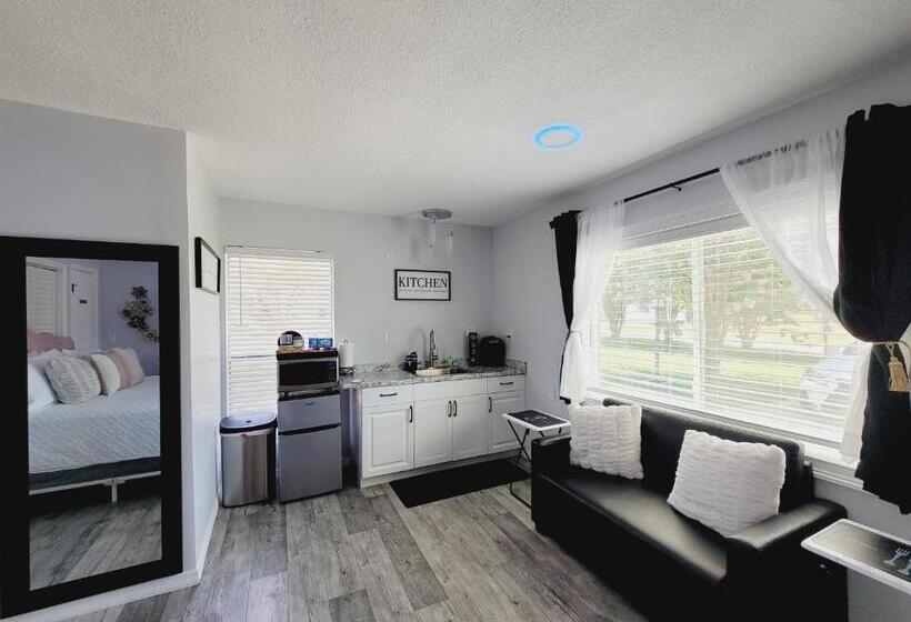 디럭스 룸, Modern Dream Rooms Suits   Private, Parking, Wi Fi, Netflix